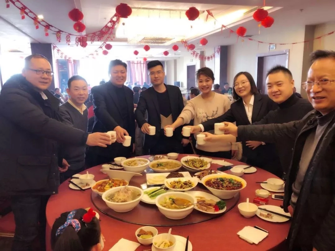 U8国际艾普喷涂机器人