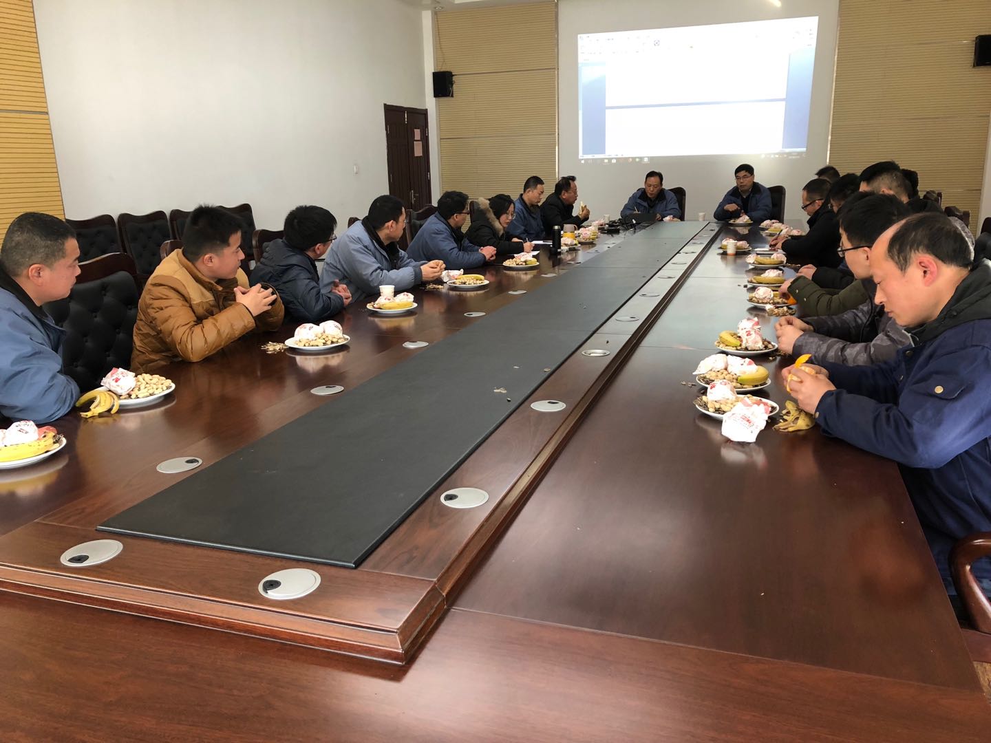 U8国际艾普喷涂机器人